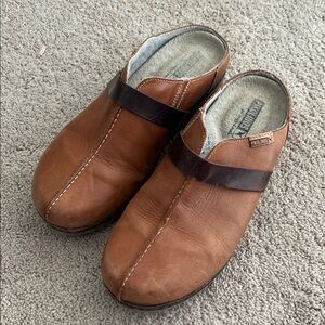 Pikolinos Brown Leather Slip-On clogs